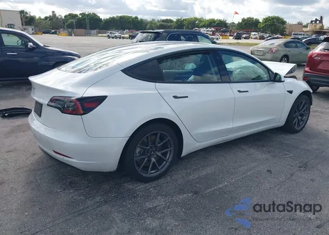 2023 Tesla Model 3 Rear-Wheel Drive z USA, uszkodzony, nr VIN 5YJ3E1EAXPF606066